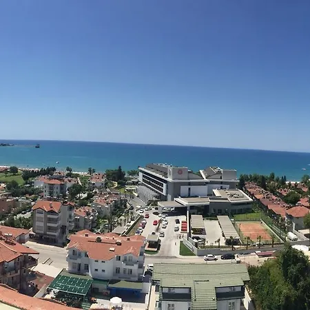 Hotel apartamentowy Ceren Family Side