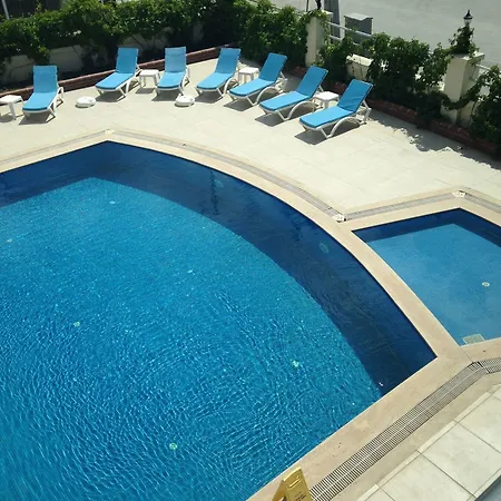Ceren Family Hotel apartamentowy Side