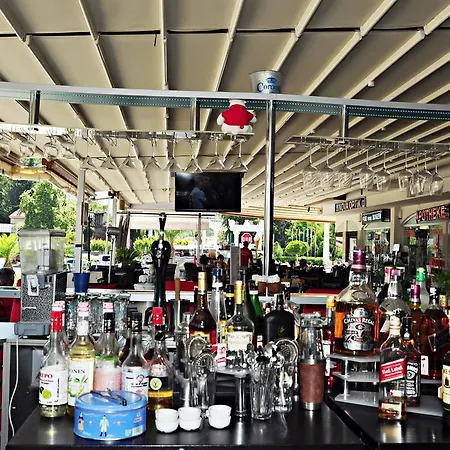 公寓式酒店 Ceren Family 锡德