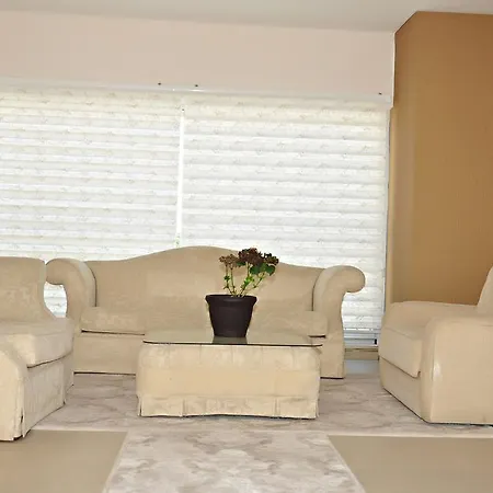 Ceren Family Suit Aparthotel Side