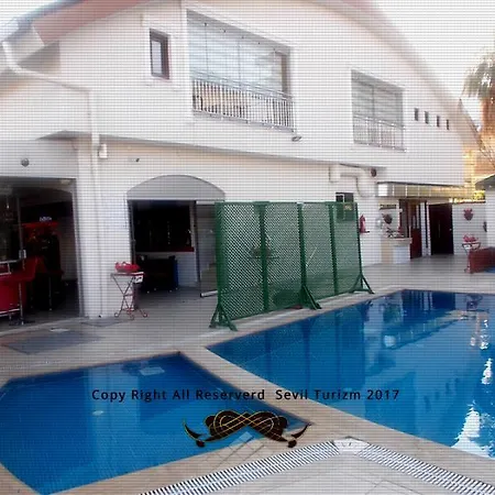 Ceren Family Suit 3*