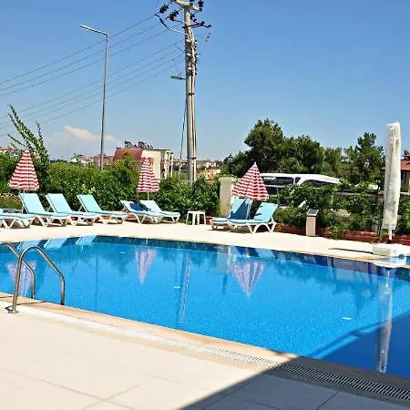 Ceren Family Suit Aparthotel 3*