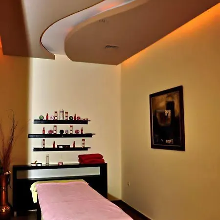 Ceren Family Suit Aparthotel Side