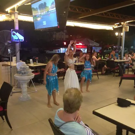 Aparthotel Ceren Family Suit