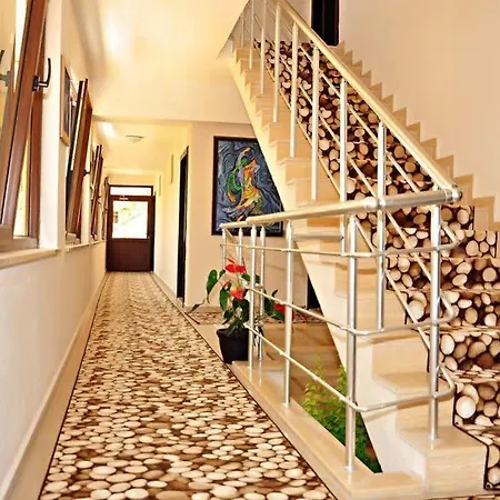 Aparthotel Ceren Family Suit Side